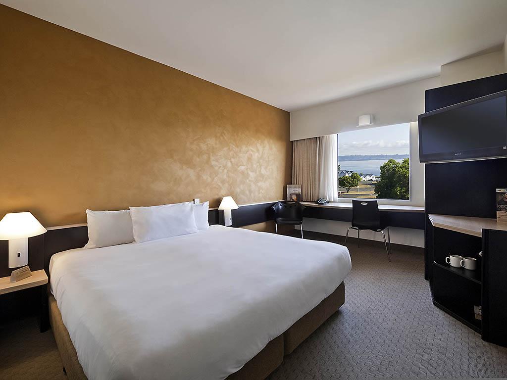Ibis Rotorua Hotel Bagian luar foto