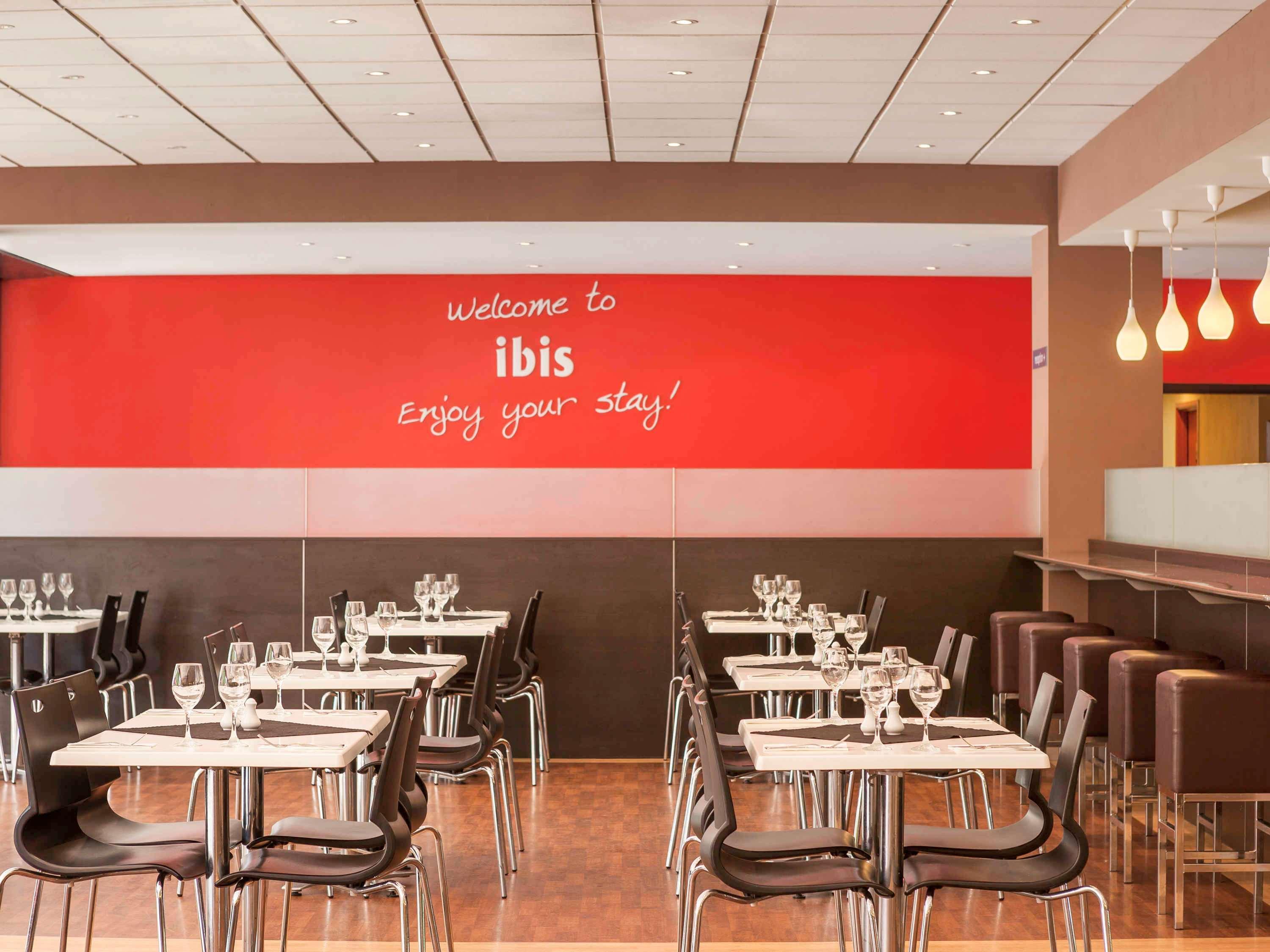 Ibis Rotorua Hotel Bagian luar foto